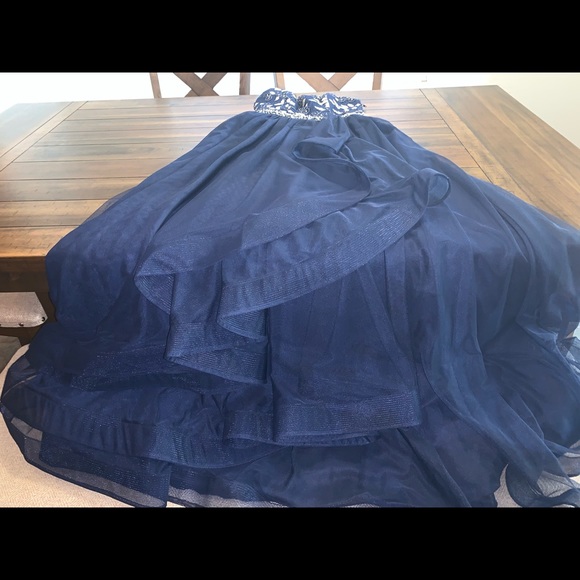 Prom/homecoming dress - Picture 3 of 8